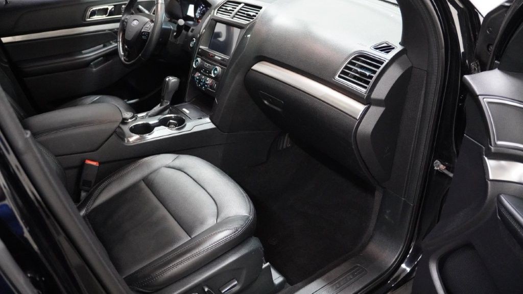 2018 Ford Explorer Image 18