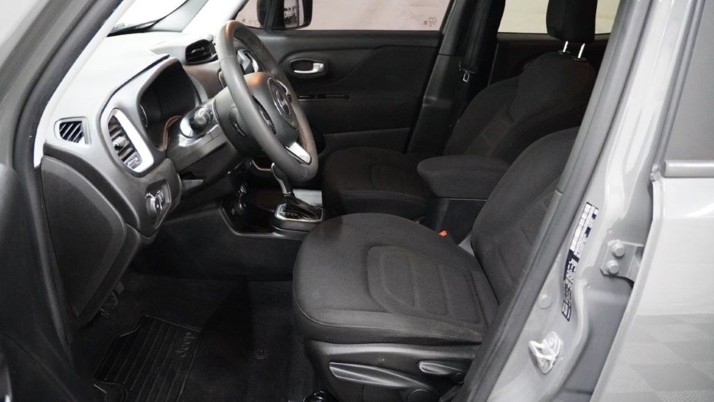 2019 Jeep Renegade Image 8