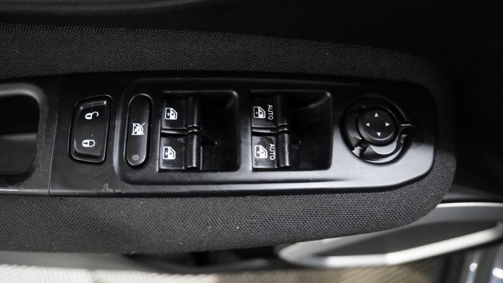 2019 Jeep Renegade Image 9