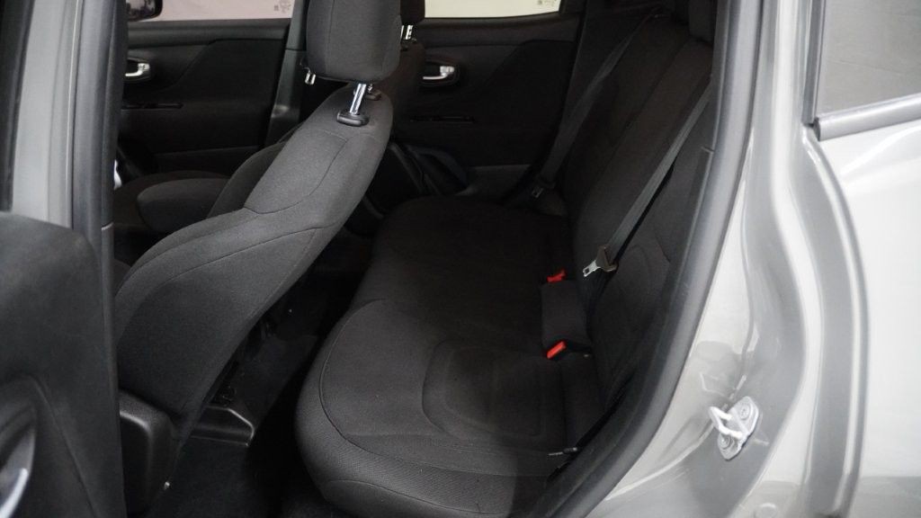 2019 Jeep Renegade Image 12