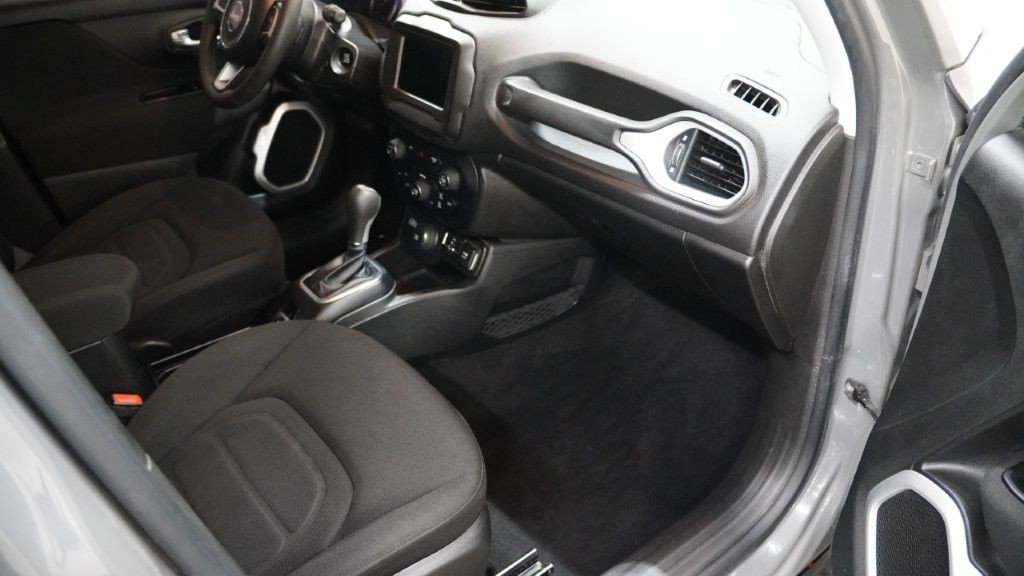 2019 Jeep Renegade Image 15