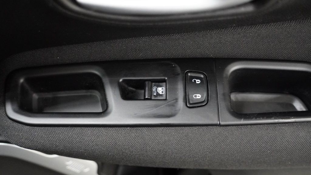 2019 Jeep Renegade Image 16