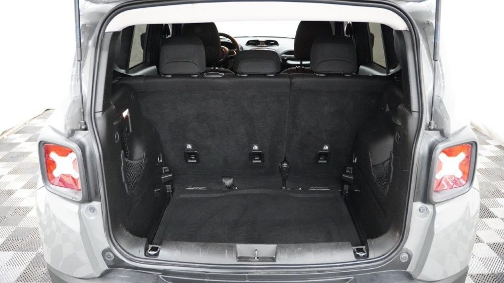 2019 Jeep Renegade Image 21