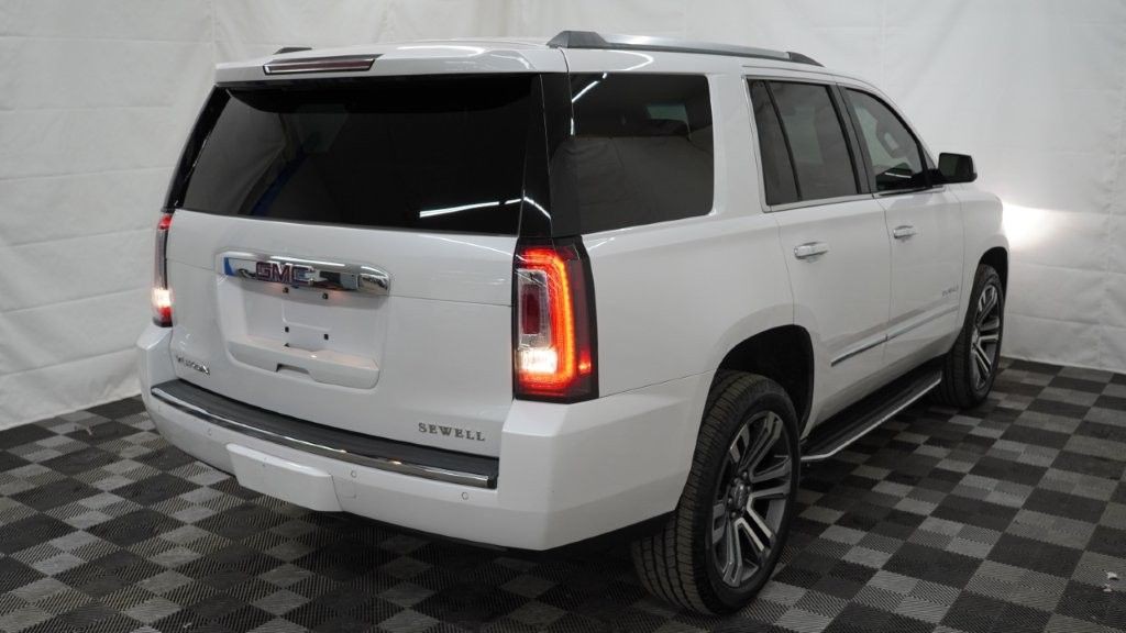 2017 GMC Yukon Image 9