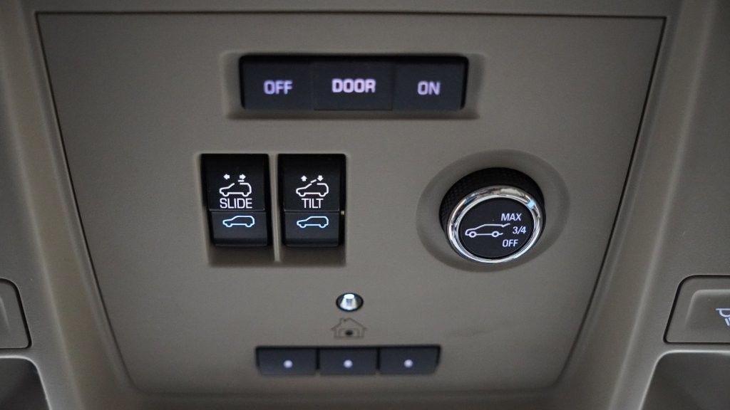 2018 GMC Yukon Image 30