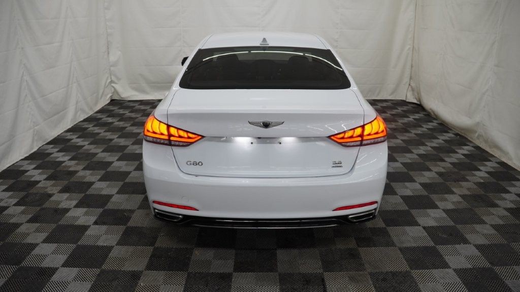 2018 Genesis G80 Image 4