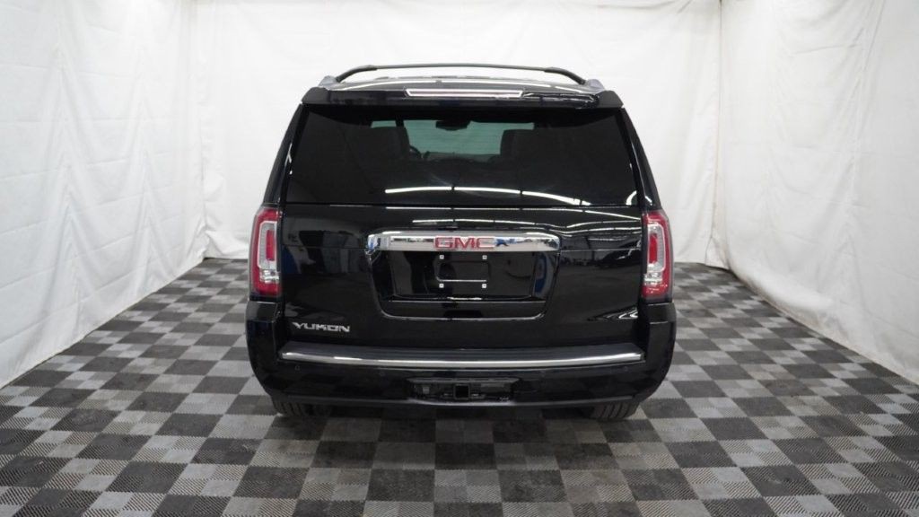 2018 GMC Yukon Image 6