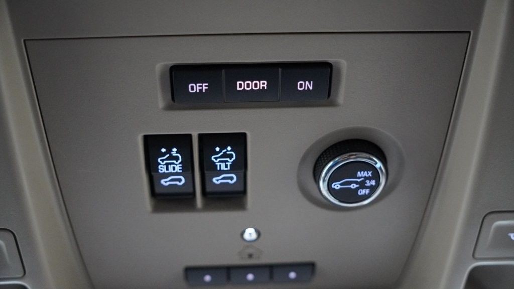 2018 GMC Yukon Image 37