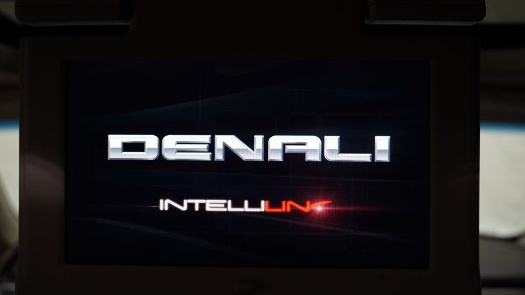 2018 GMC Yukon Image 38