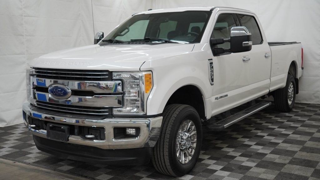 2017 Ford F-250 Image 2