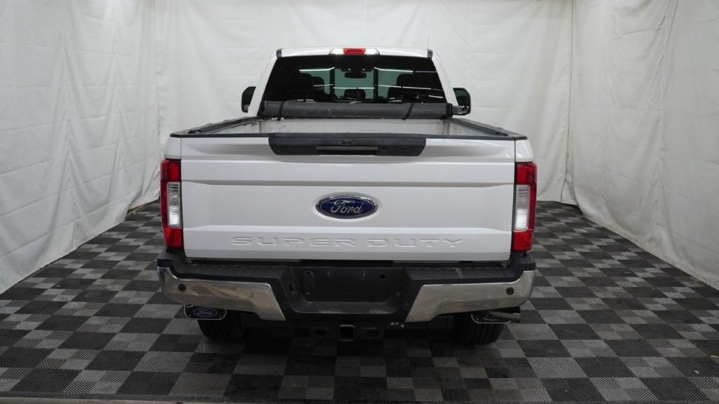 2017 Ford F-250 Image 5