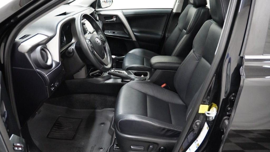 2017 Toyota Rav4 Image 10