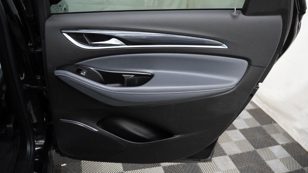 2020 Buick Enclave Image 38