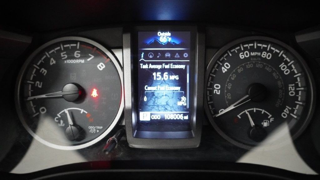 2018 Toyota Tacoma Image 27