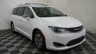 Image for 2018 Chrysler Pacifica Limited ID: 7347108