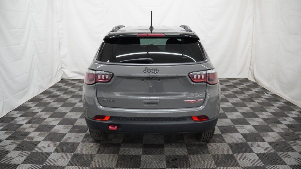 2020 Jeep Compass Image 4