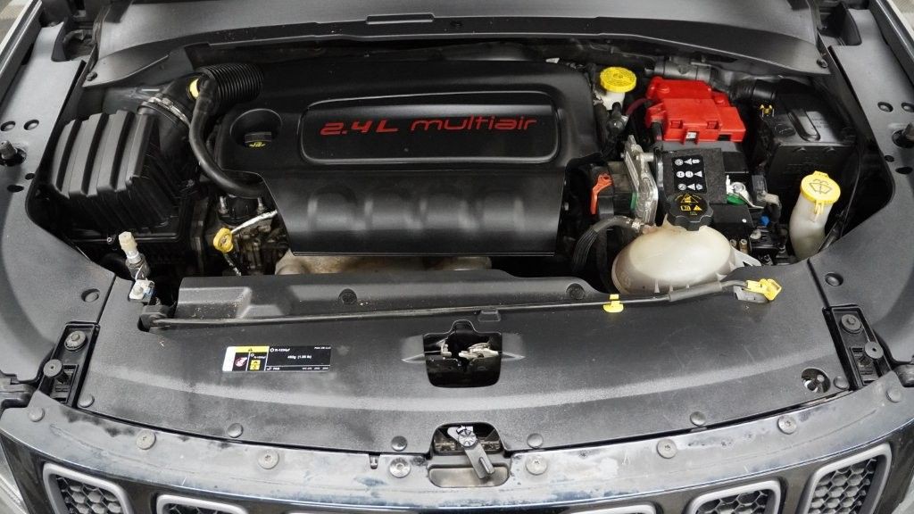 2020 Jeep Compass Image 10