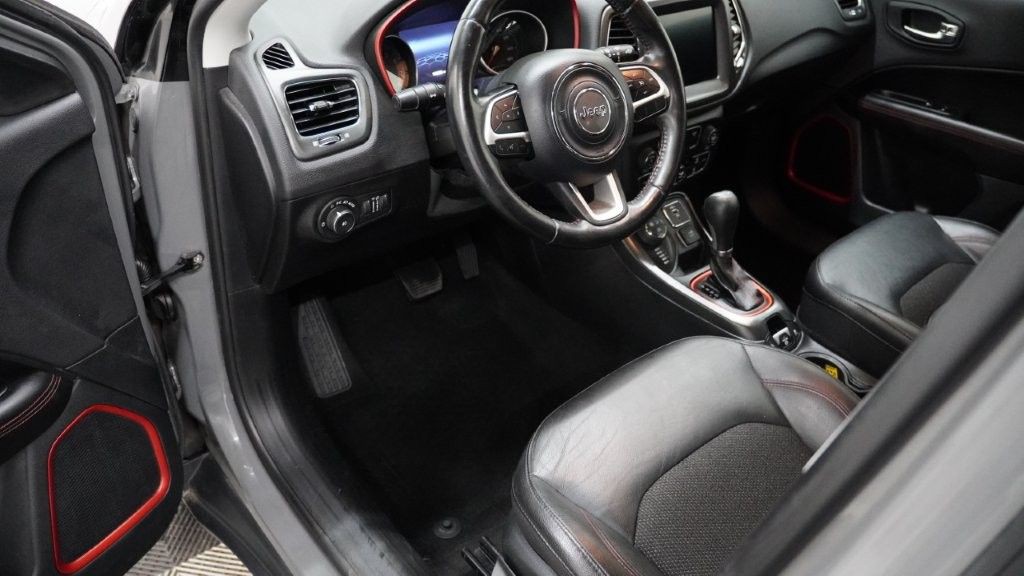 2020 Jeep Compass Image 12