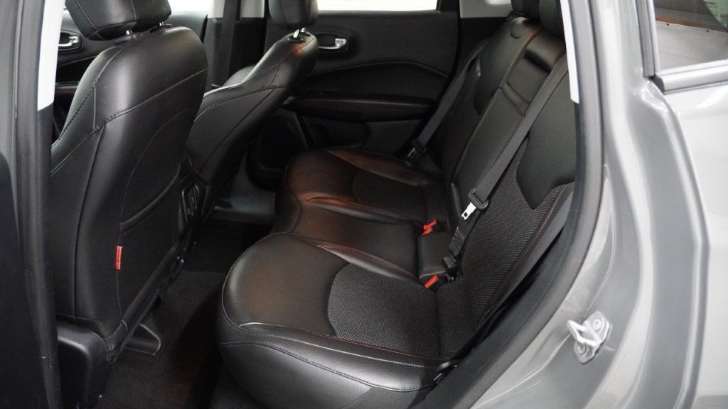 2020 Jeep Compass Image 15
