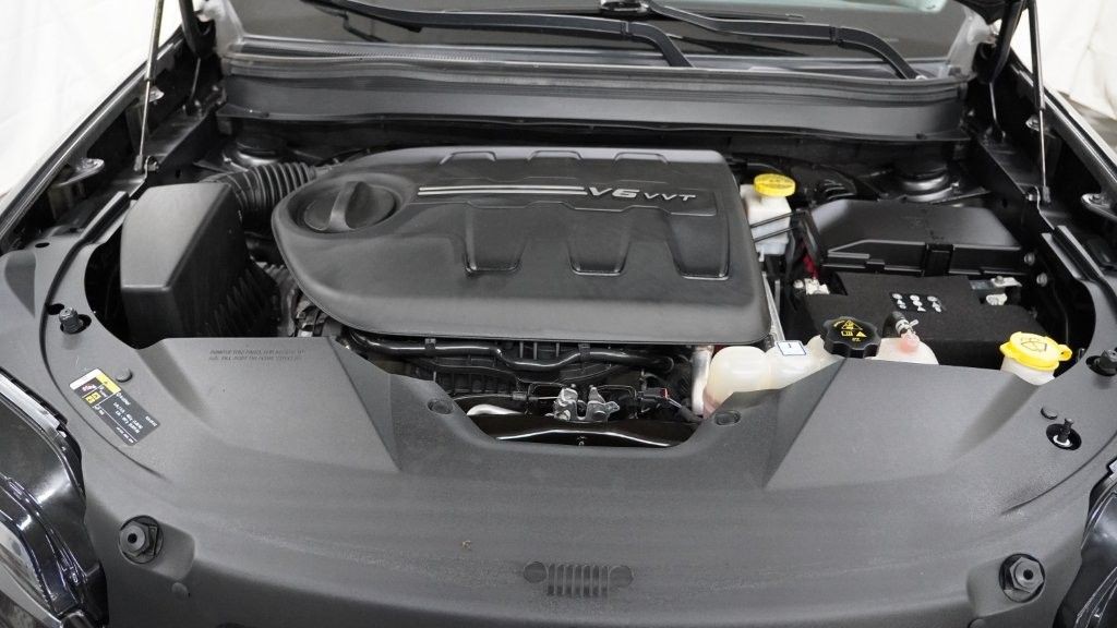 2020 Jeep Cherokee Image 8