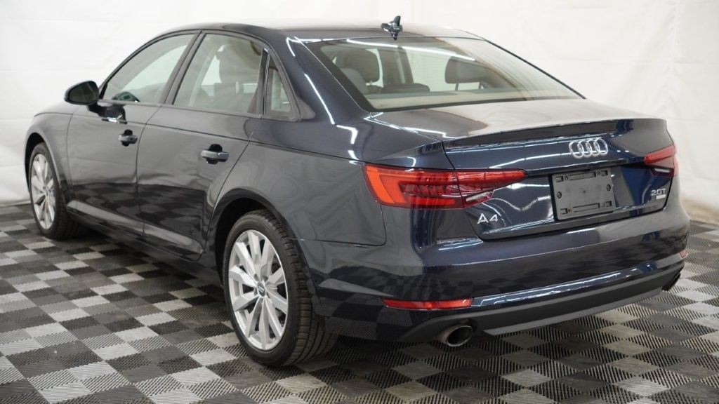 2017 Audi A4 Image 8