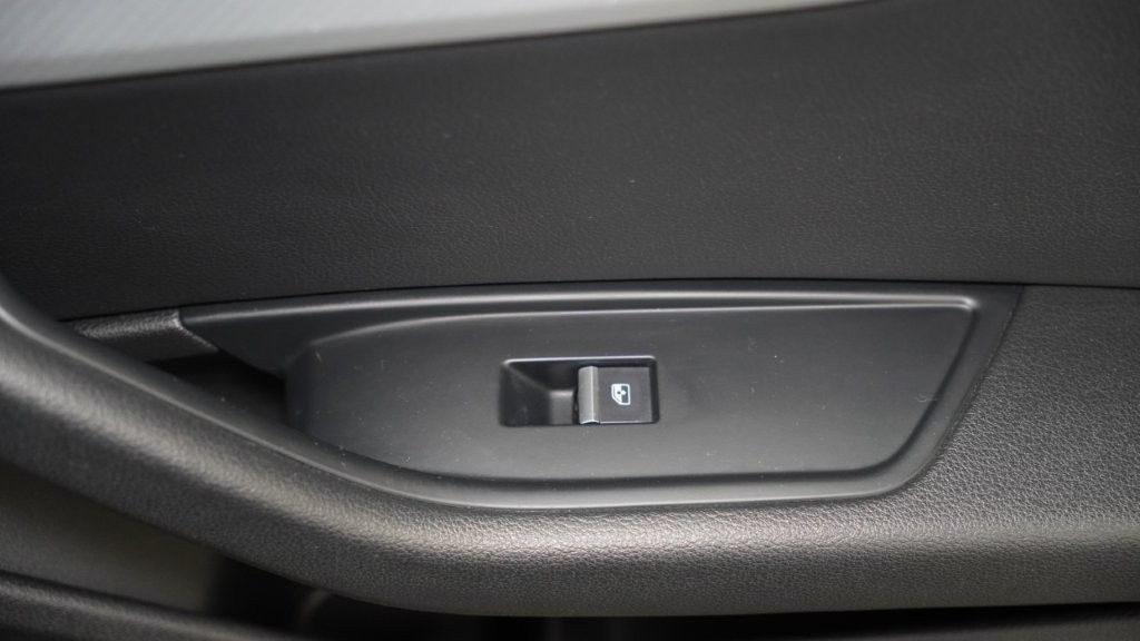 2017 Audi A4 Image 19