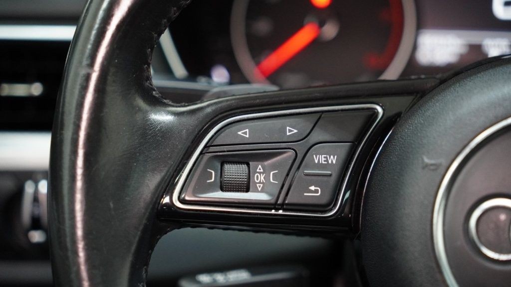 2017 Audi A4 Image 28
