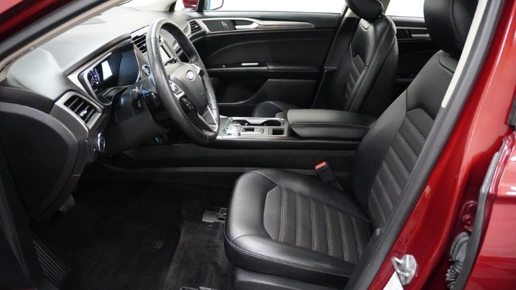 2017 Ford Fusion Image 11