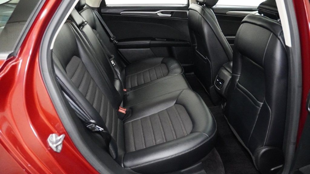 2017 Ford Fusion Image 21