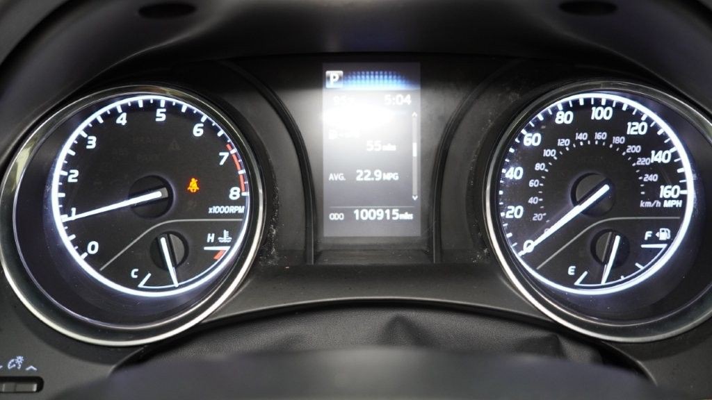 2019 Toyota Camry Image 24