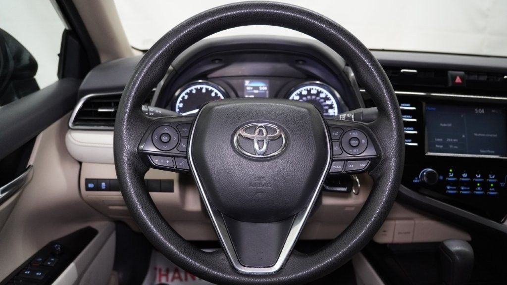 2019 Toyota Camry Image 29