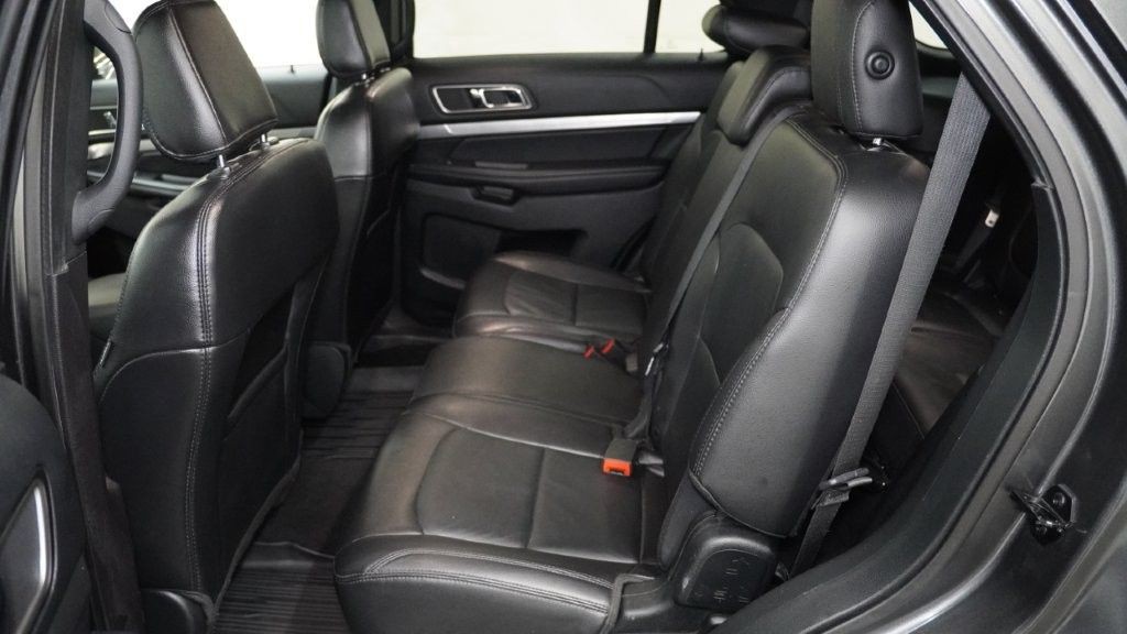 2018 Ford Explorer Image 14