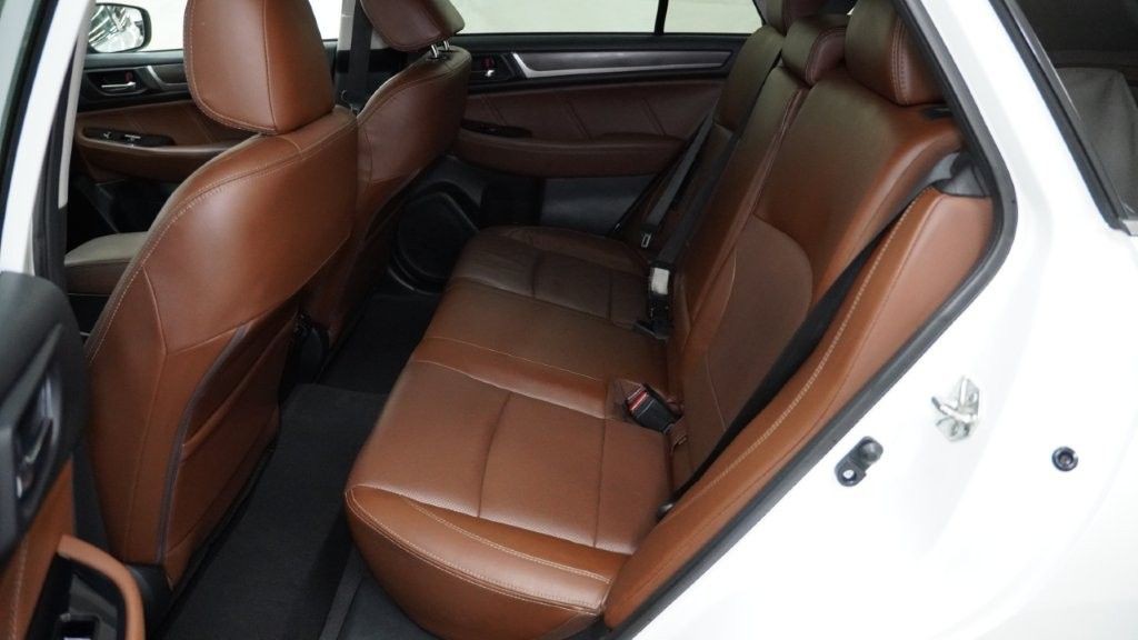 2018 Subaru Outback Image 17