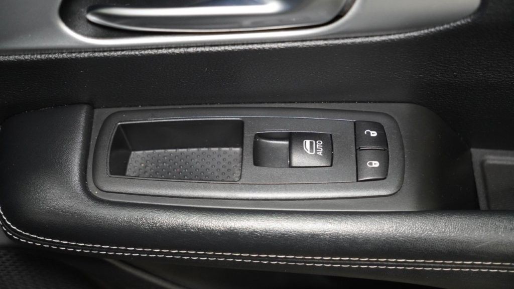 2019 Chrysler Pacifica Image 19