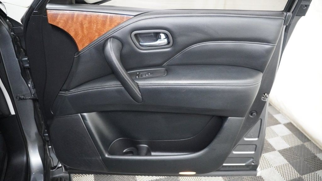 2019 INFINITI QX80 Image 18