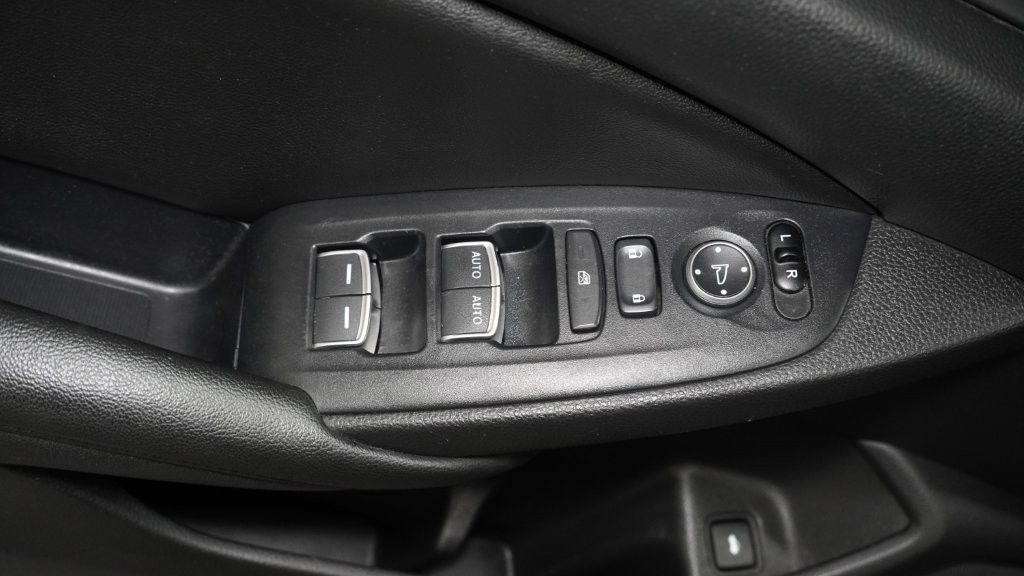 2019 Honda Accord Image 12