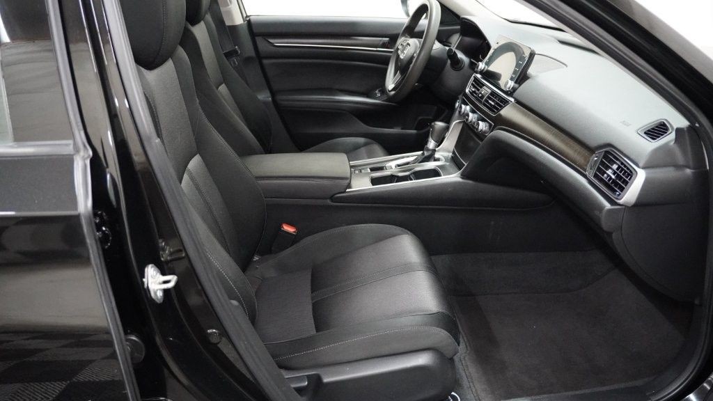 2019 Honda Accord Image 15