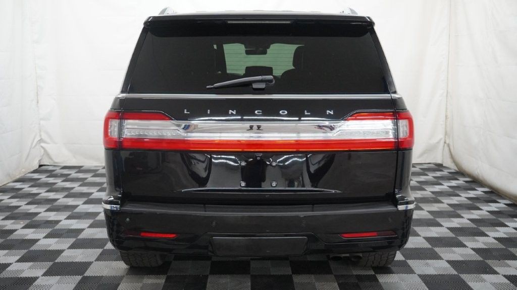 2019 Lincoln Navigator Image 6