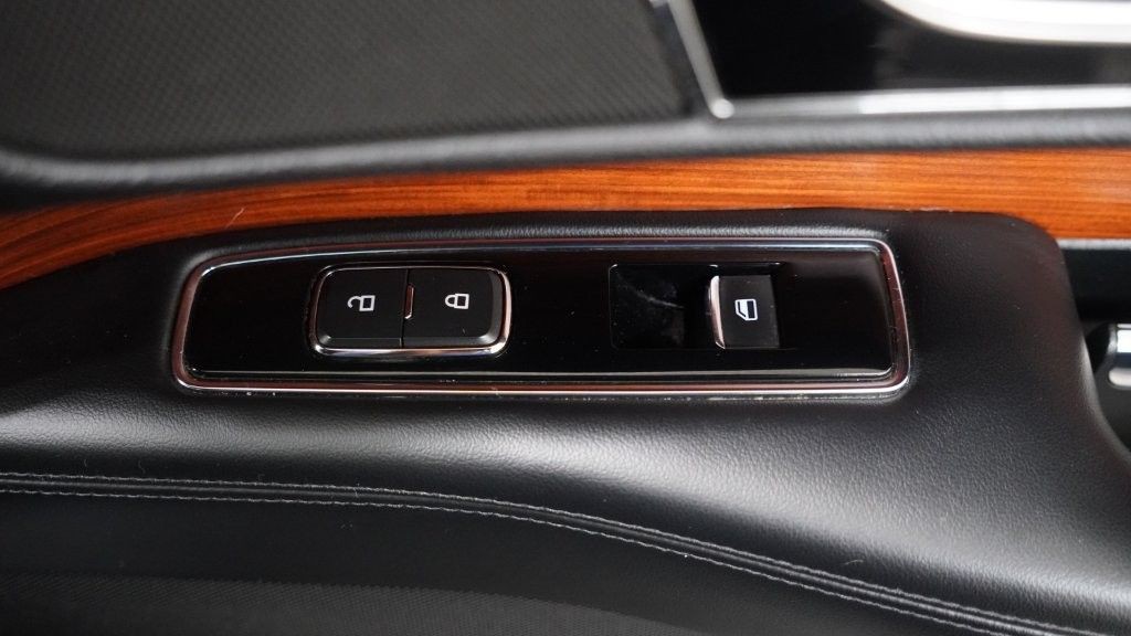 2019 Lincoln Navigator Image 19