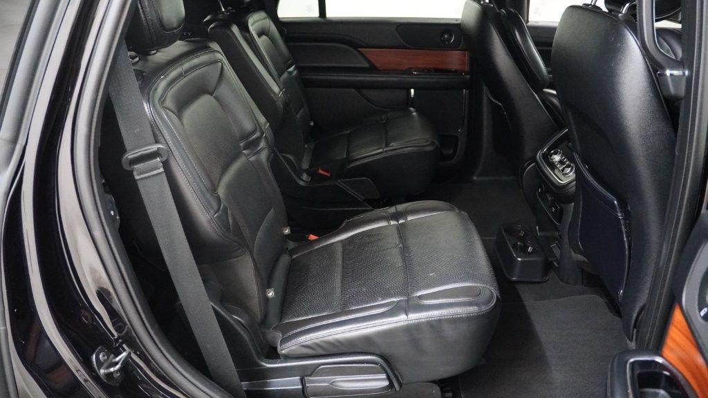 2019 Lincoln Navigator Image 21