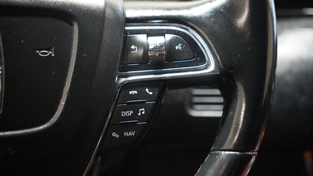 2019 Lincoln Navigator Image 32