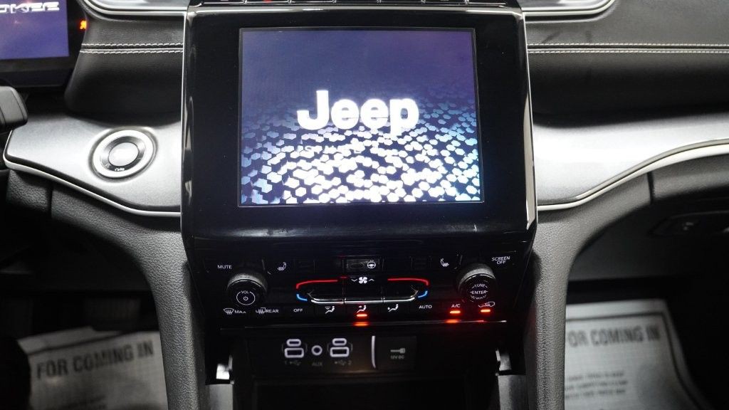 2023 Jeep Grand Cherokee Image 27