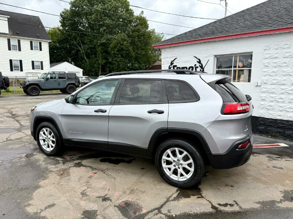 2016 Jeep Cherokee Image 5