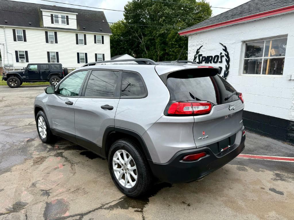 2016 Jeep Cherokee Image 6