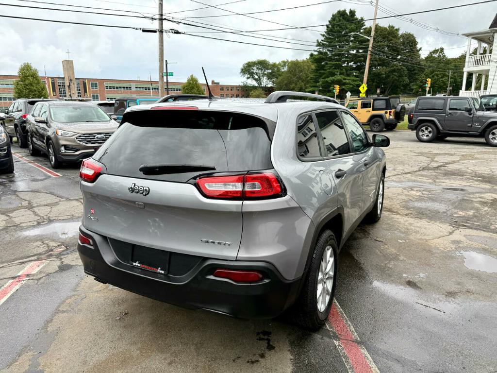 2016 Jeep Cherokee Image 9