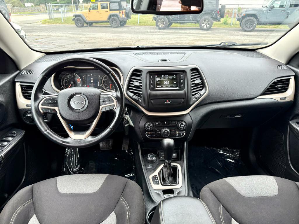 2016 Jeep Cherokee Image 23