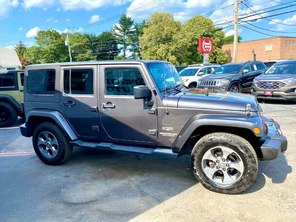 2016 Jeep Wrangler Unlimited Image 9