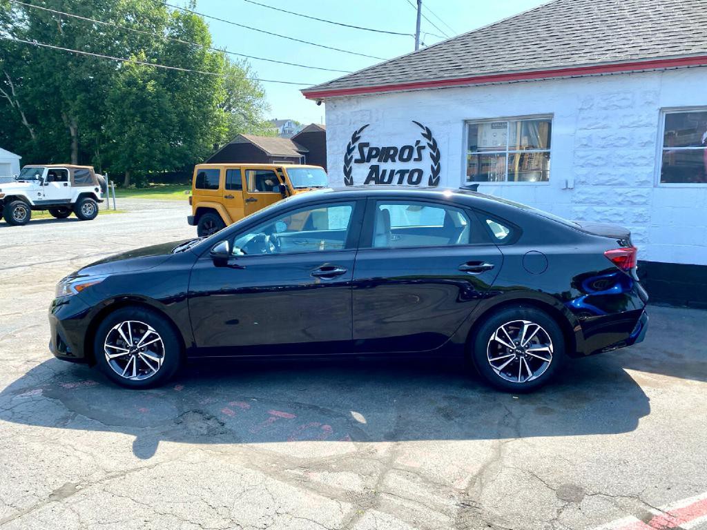 2022 Kia Forte Image 4