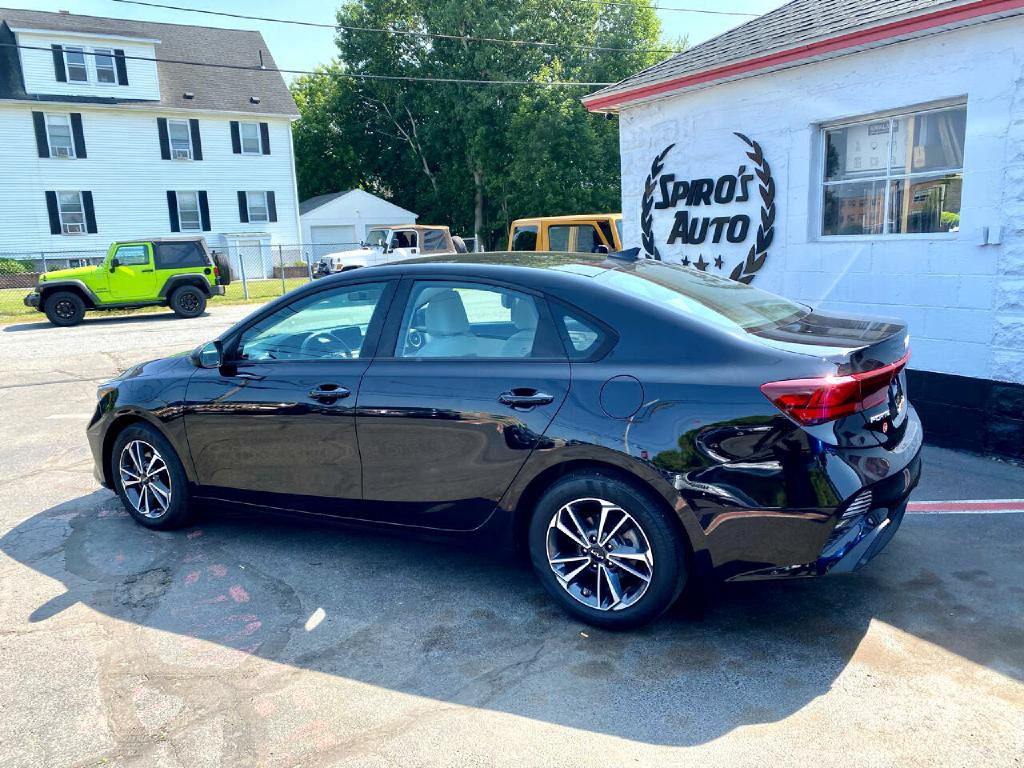 2022 Kia Forte Image 5