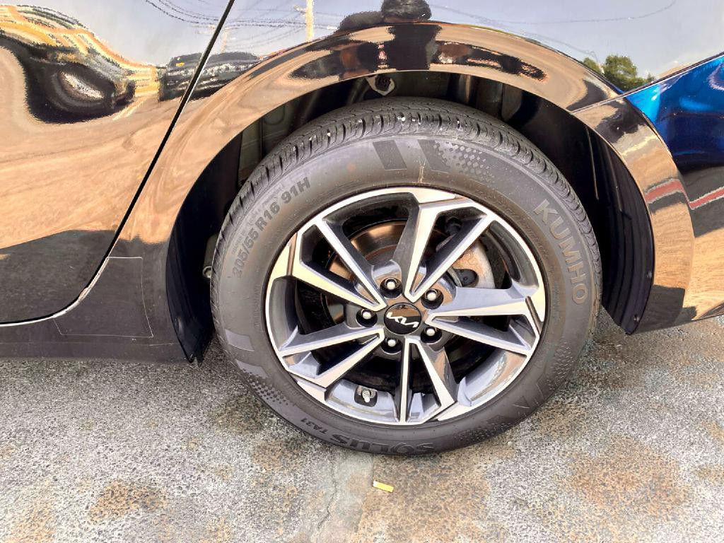 2022 Kia Forte Image 13